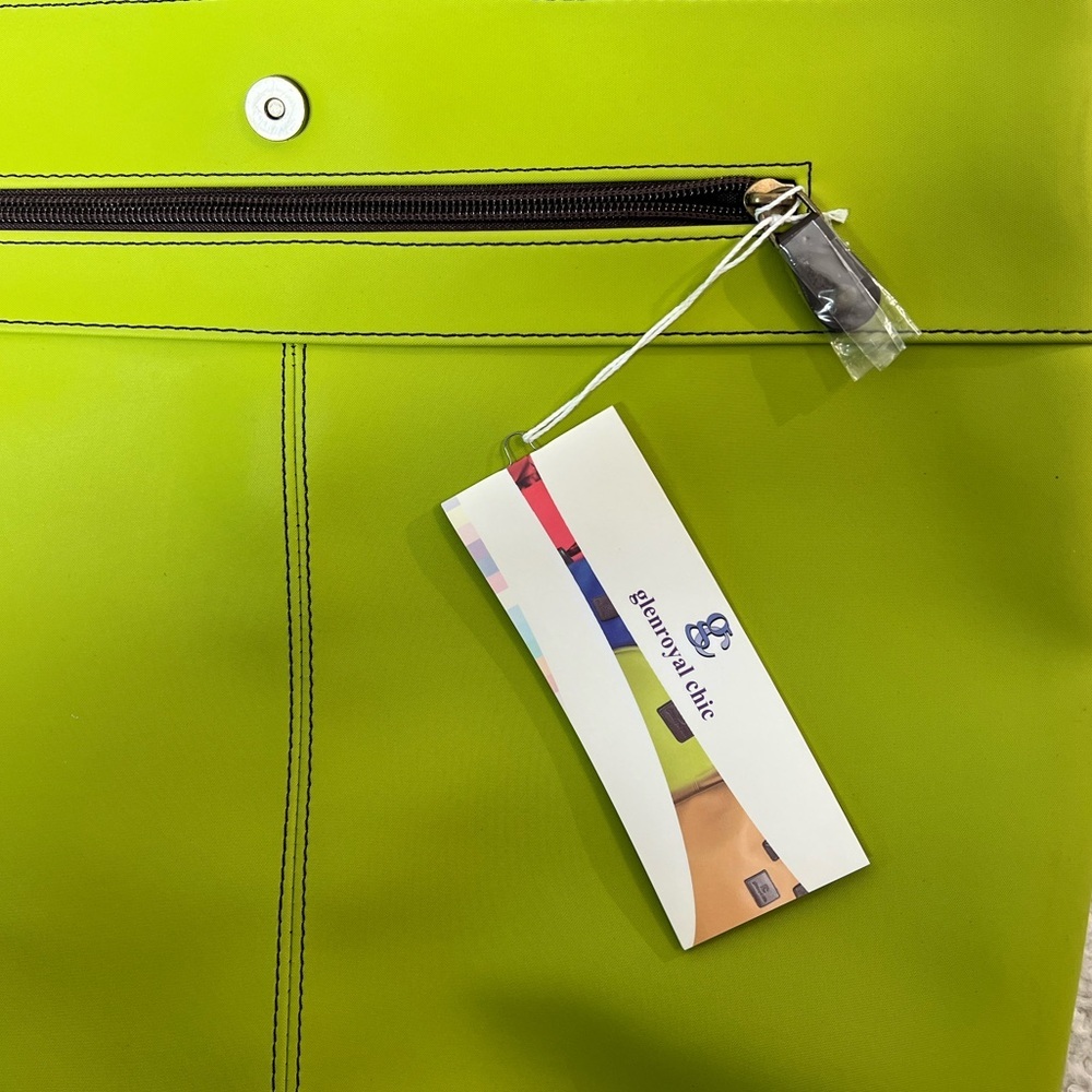 Glenroyal Chic Handcrafted in Scotland Apple Green Crossbody Bag Satchel - Picture 7 of 11